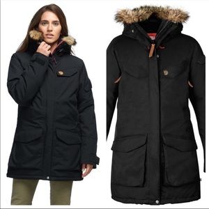 Fjallraven Nuuk Parka - Women's -X Large Black Fur Lined Hood